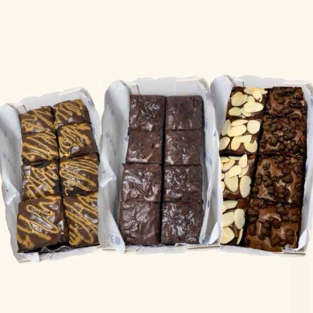 

Fudgy Brownies Box of 8pcs | Baked Avenue