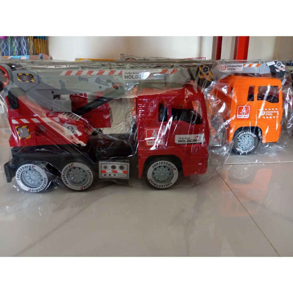 Mobil Miniatur Crane / Alat Konstruksi