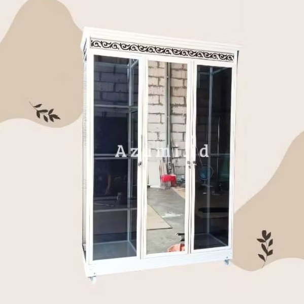 Lemari Kaca 3 Pintu / Lemari Aluminium Pintu 3