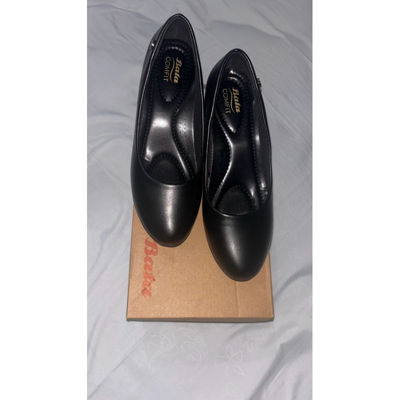Preloved BATA Comfit pantofel