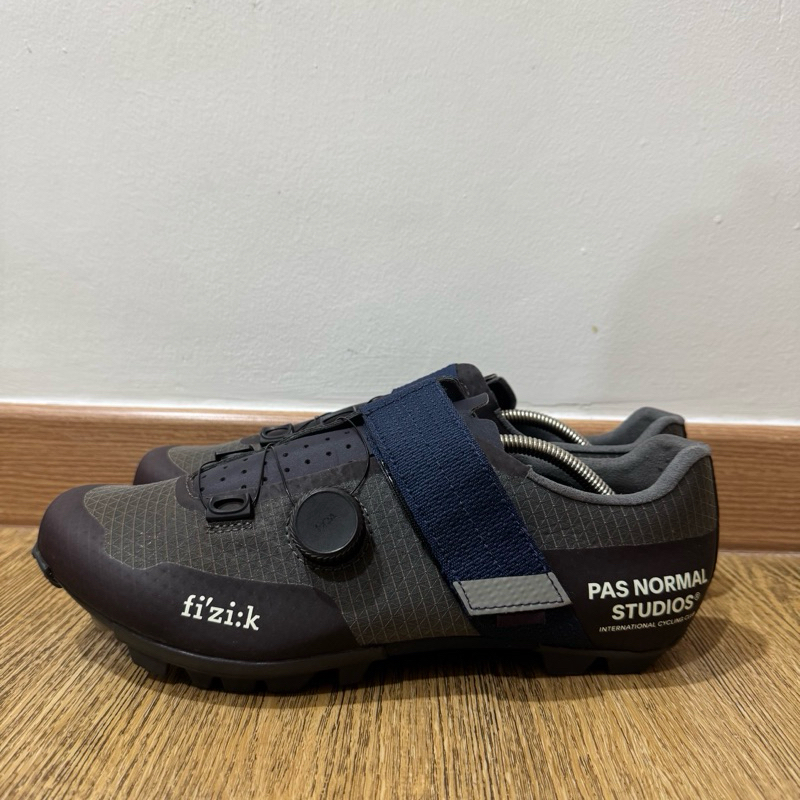 FIZIK PNS GRAVEL SHOES SIZE 42 bekas