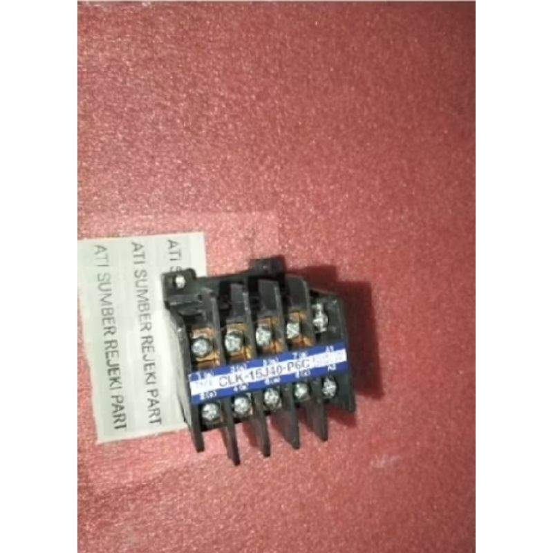 Kontaktor Togami CLK-15J40-P6C