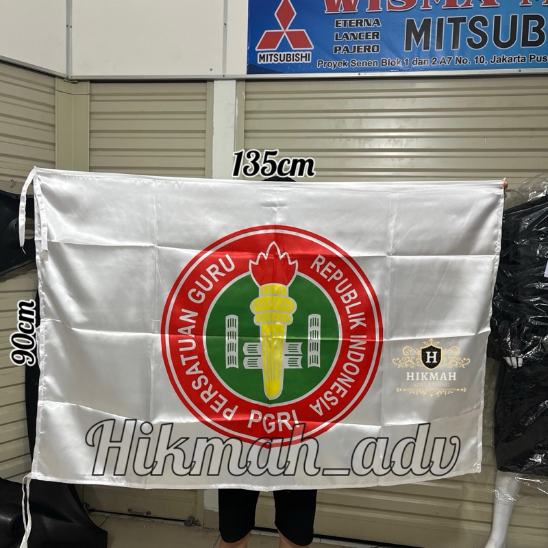 Bendera logo PGRI ukuran 90cm x 135cm bahan satin