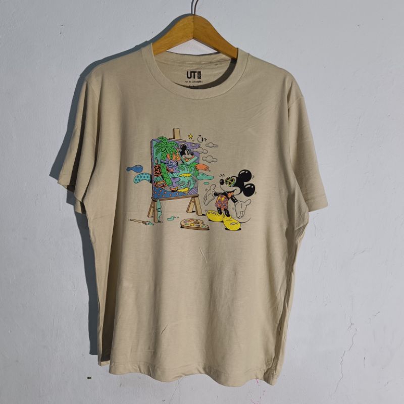 UNIQLO X DISNEY TSHIRT