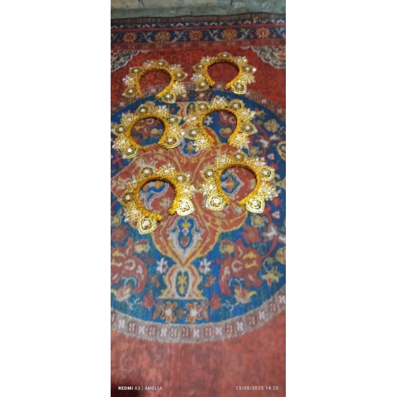 sunting Melayu anak dewasa