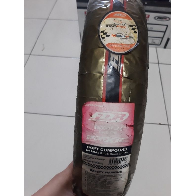 BAN LUAR TUBELESS 90/80 RING 17 46S FDR SPORT XR SOFT COMPOUND