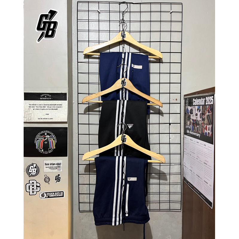 Trackpants & Joggerpants Adidas Mountain dan 3-Stripes Climalite Script Bekas/Second Original