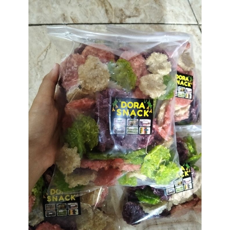 

Rengginang mini warna