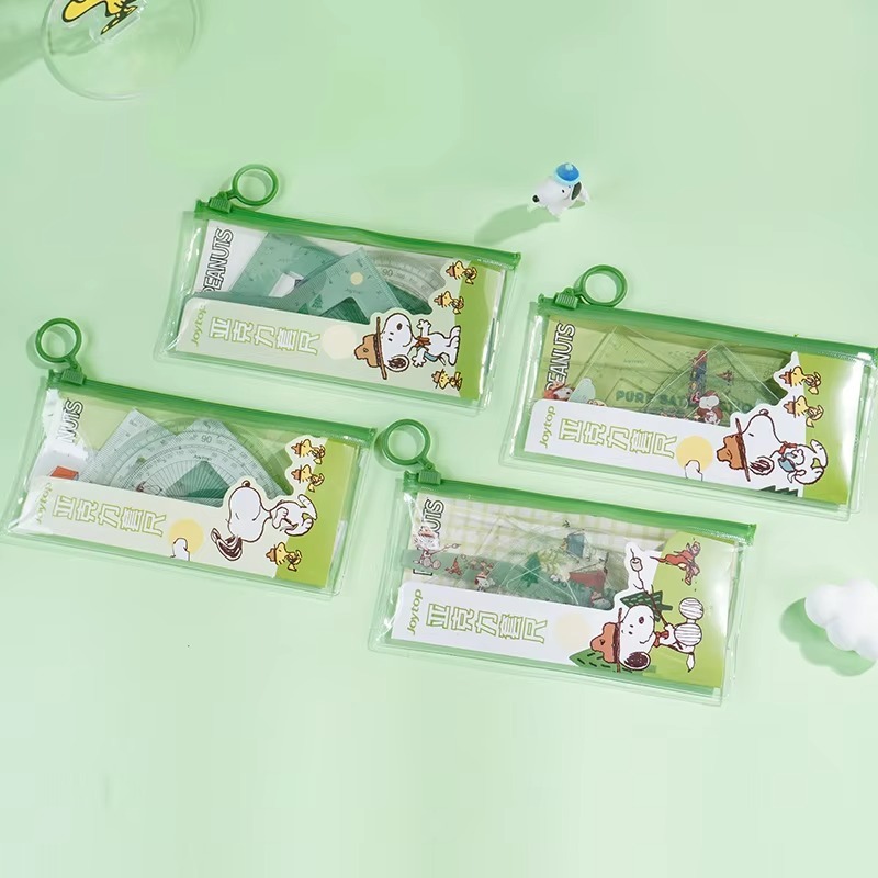 

Set Penggaris Mini Snoopy / Penggaris Motif Snoopy / Penggaris Ukuran 15Cm / Snoopy Ruler / Penggaris Bergambar Snoopy / Joytop Snoopy Acrylic Ruler Set JT-101268 / Joytop Snoopy Drawing Ruler JT-101299