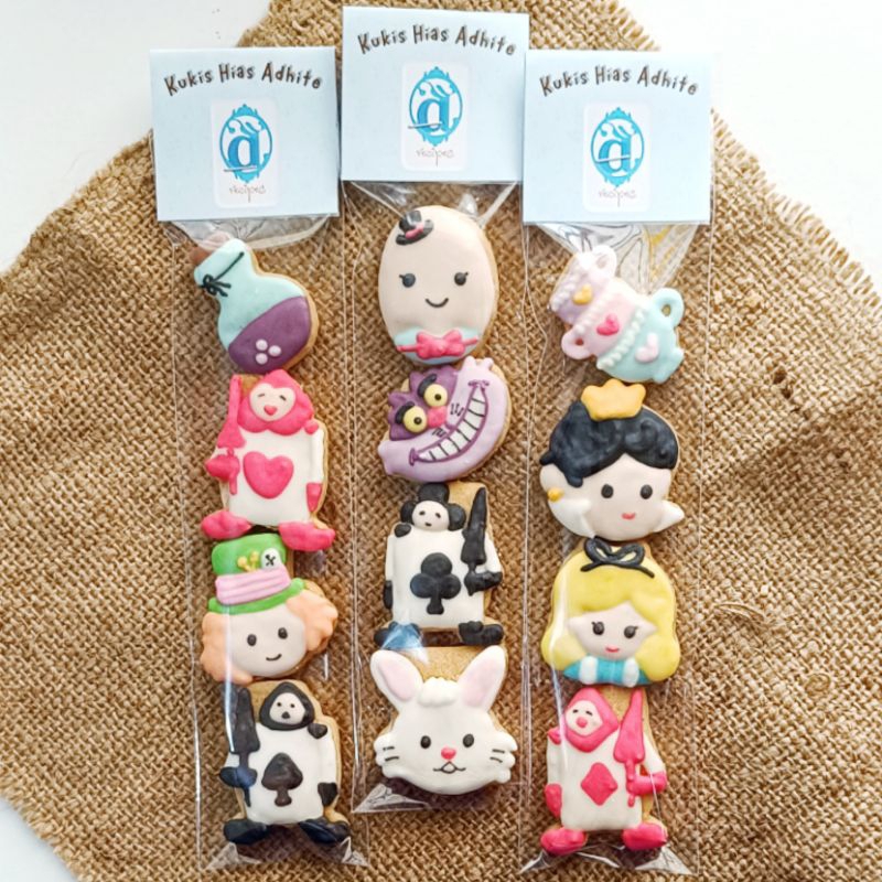 

Kukis Hias Mini isi 4pc (Cartoon-1-)