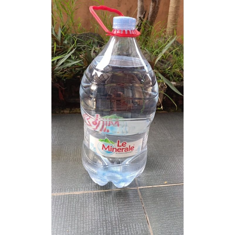 

LE MINERALE GALON 5 LITER