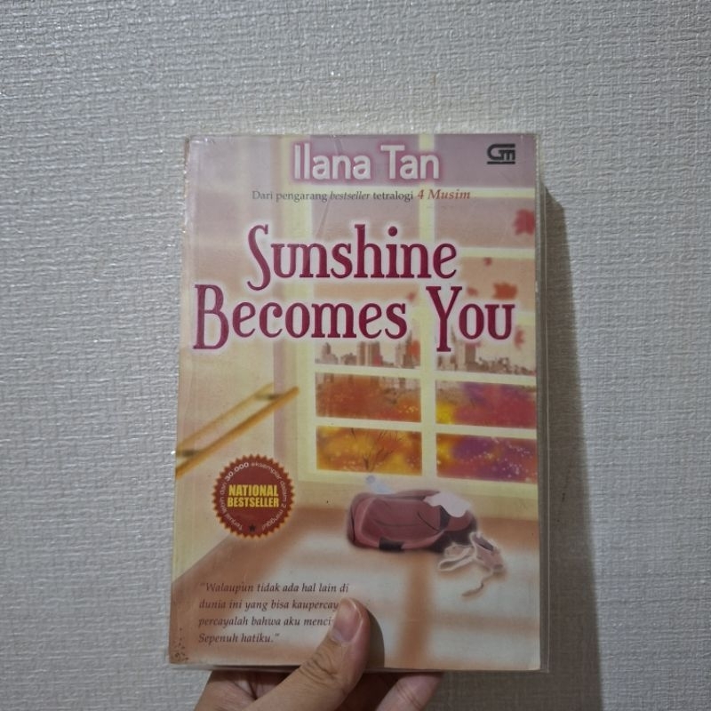 [PRELOVED] Sunshine Becomes You - Ilana Tan