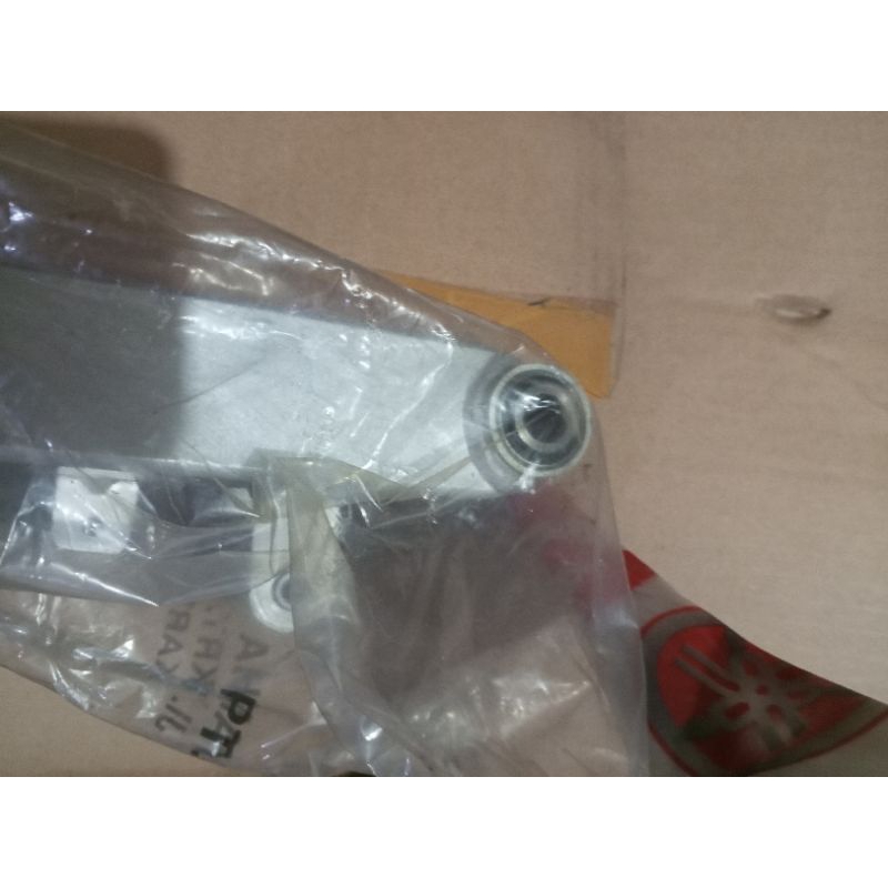 swing arm belakang fork belakang arm belakang Jupiter z 110 5tp original Yamaha genuine part