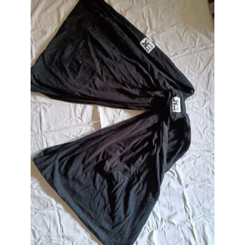 Gendongan Baby K'Tan preloved