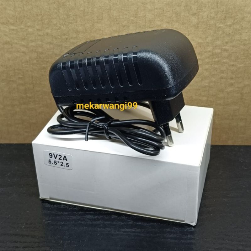 Adaptor DC 9V 2A / adaptor 9V-2A
