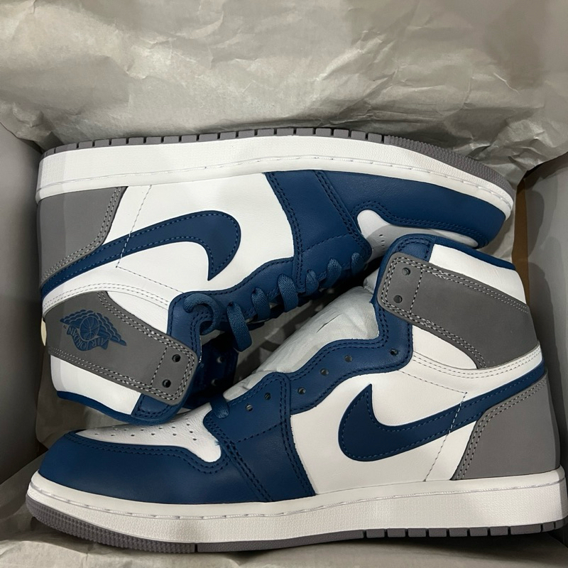 Air Jordan 1 High True Blue