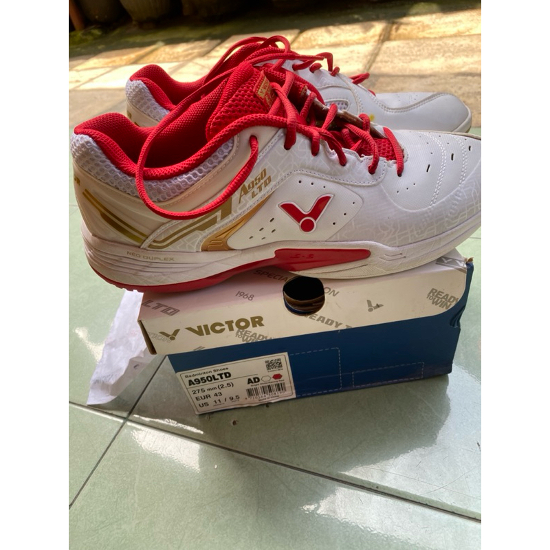Sepatu victor A950LTD size 43