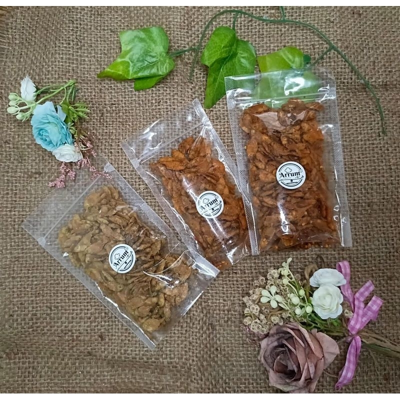 

BABY FISH CRISPY PEDAS CIKRUH 500g Khas Bandung / Ikan Olahan / Makanan Cemilan Viral