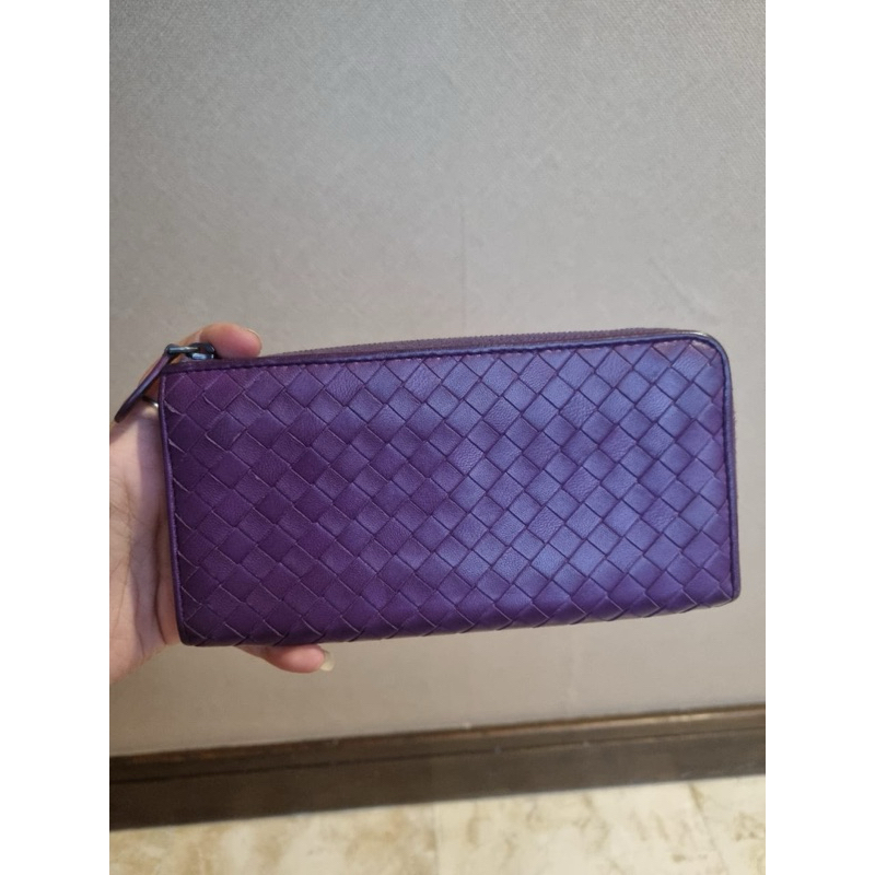 bottega veneta long wallet - good condition