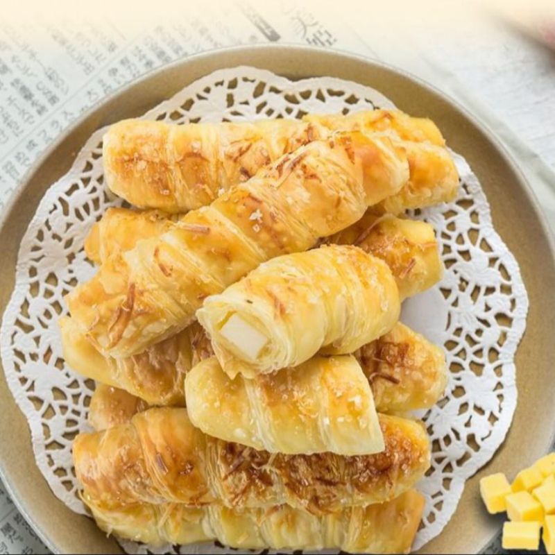 

Cheese Stick Roll Pastry / Roti Gulung isi Keju