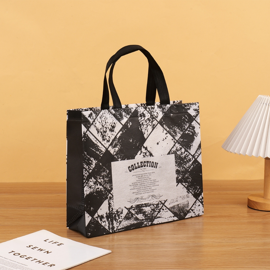 

Tas Belanja - Tas Spunbond - Tas Jinjing - Tas Souvenir - Tas Jinjing Wanita - Tas Lipat - Tas Kado - Kantong Belanja - Souvenir Kantong - shopping bag - Spoundbond - Tote Bag - Tas Wanita - Tas Murah - Tas Belanja Murah