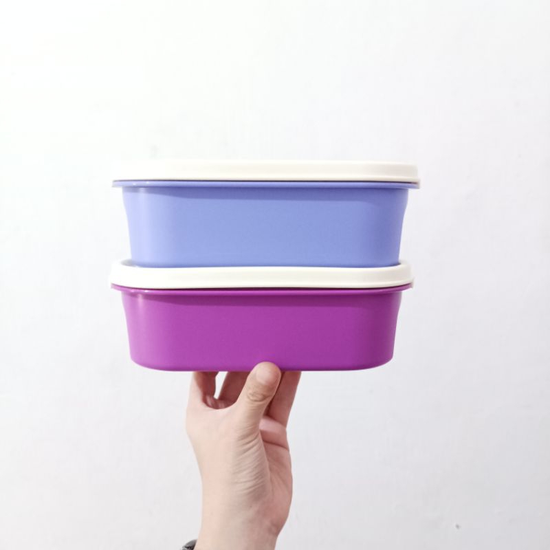 MM Oval 1 Tupperware - Purple, Denim