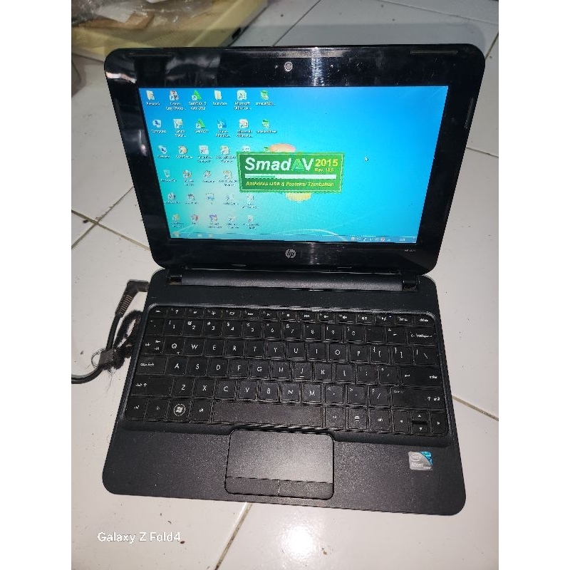 bismillah jual netbook  hp mini 110 ram 1gb hardisk 160 gb win 7 full aplikasi tinggal pake sja batr