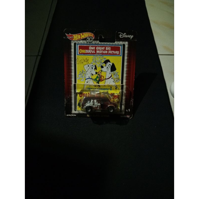 Hot wheels ban karet