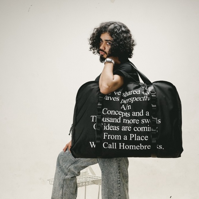 KODE L17V UNKL347 Travel Bag Warna Hitam Bahan Cordura BLOX