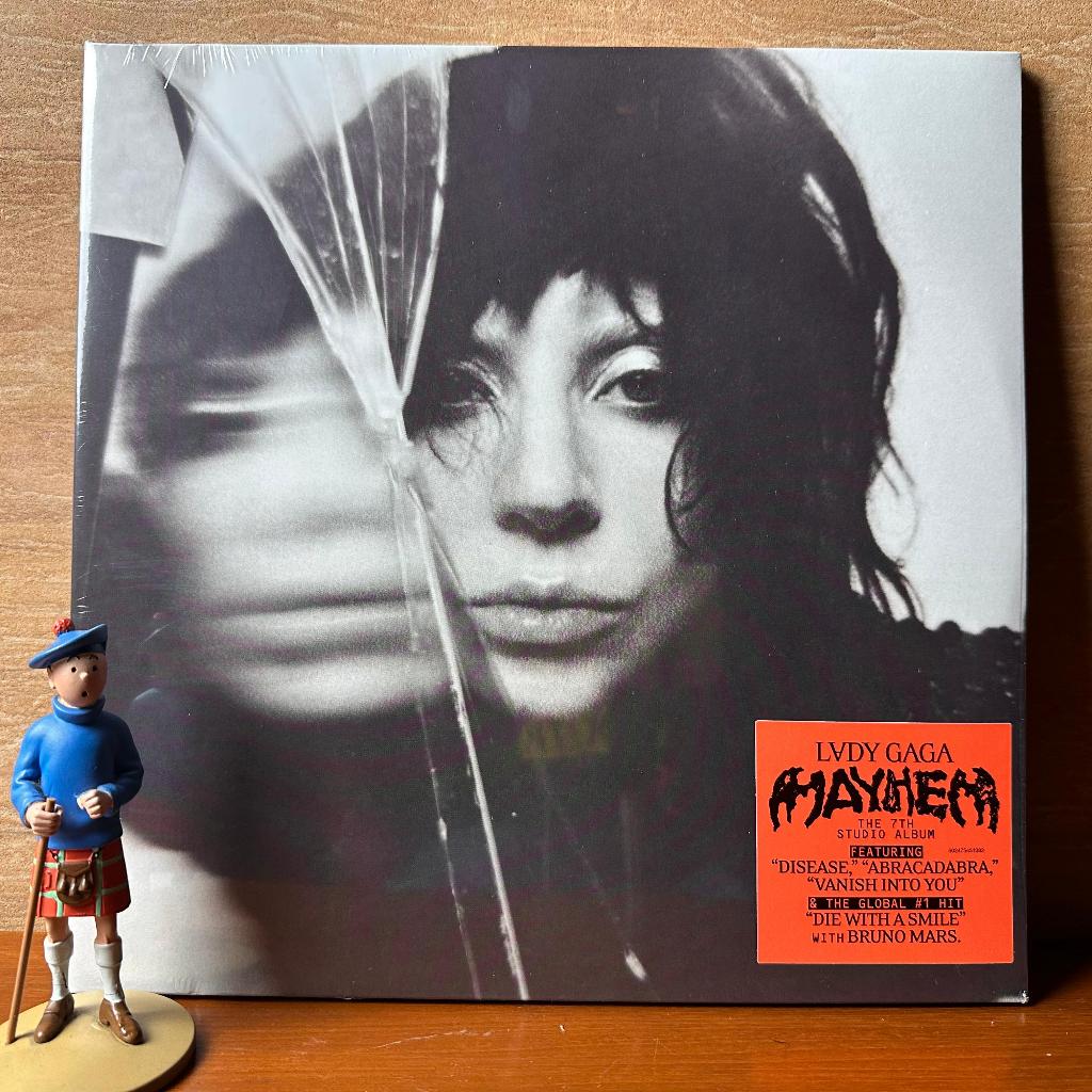 PIRINGAN HITAM / VINYL LADY GAGA - MAYHEM (2LP,BLCK)