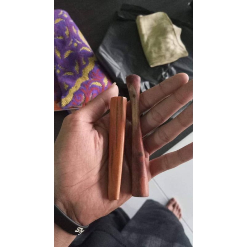 pipa rokok kayu gaharu ASma Alhusaini