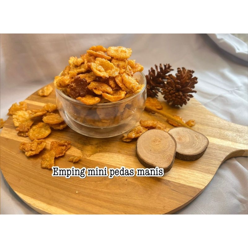 

EMPING PEDAS MANIS