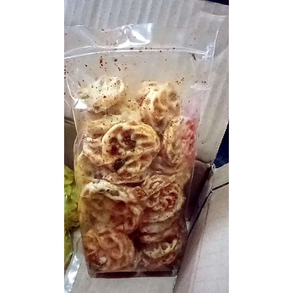 

Seblak Rafael Viral kemasan ekonomis Seblak Rafael Seblak Mawar putih 100GR