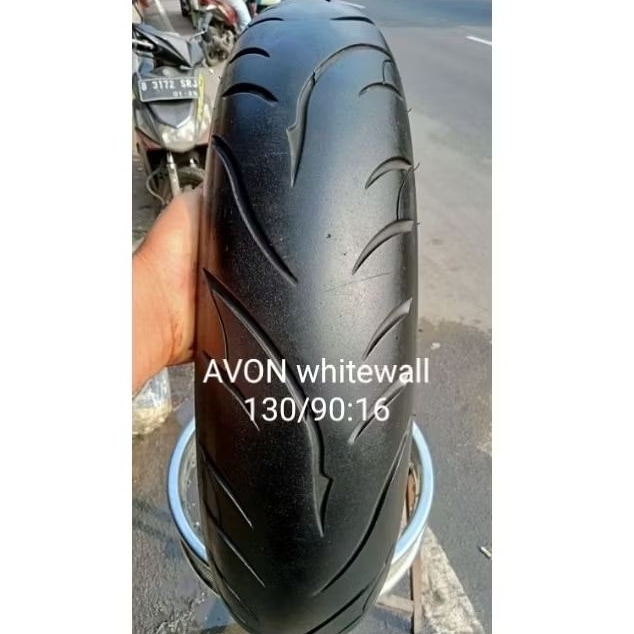 Avon Whitwall Cobra 130/90:16