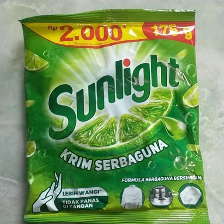Sunlight Cream 175gr SABUN COLEK 2000