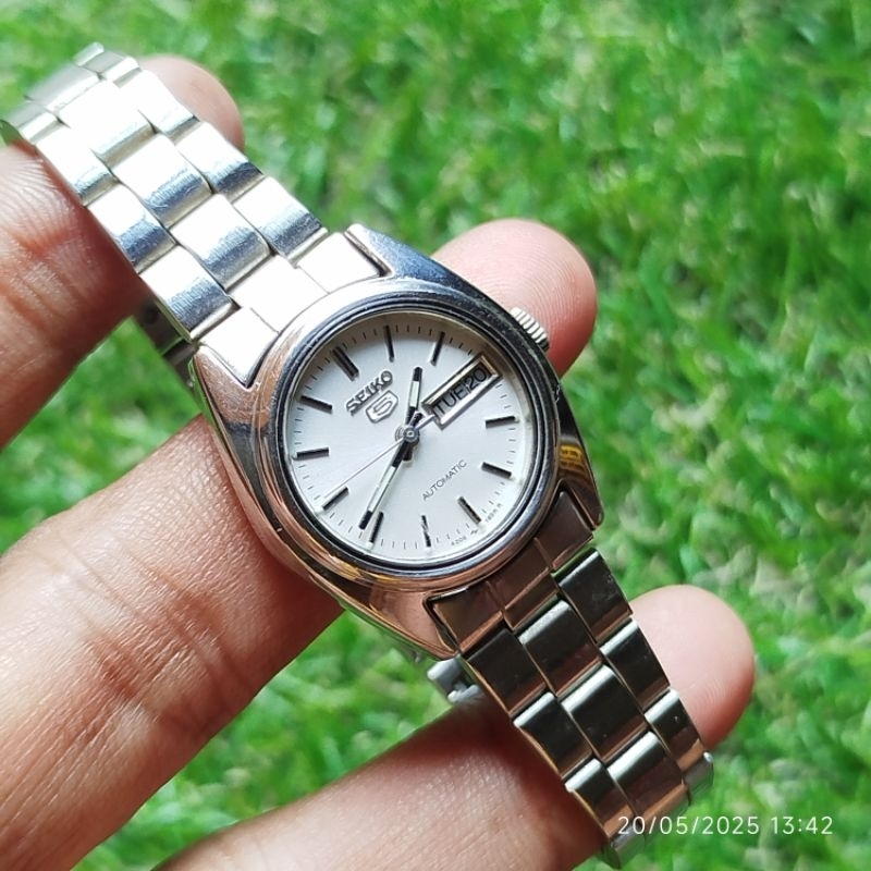 jam tangan wanita Seiko 5 automatic 4206-0500