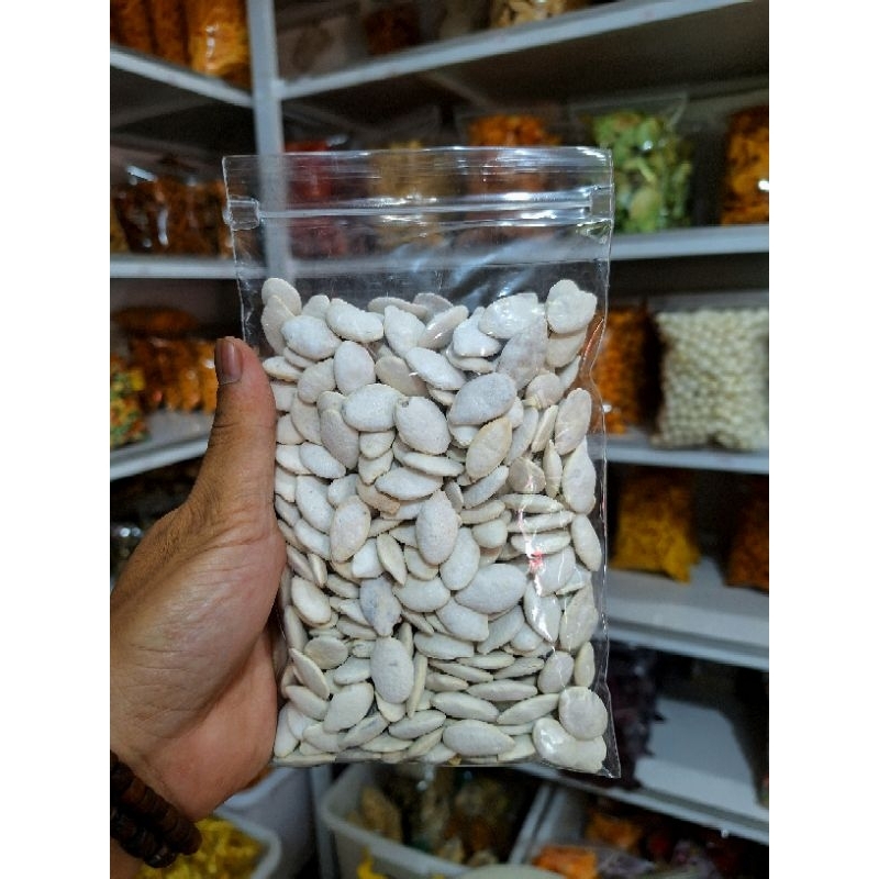 

Kuaci Biji Labu / Kuaci Putih 200gr