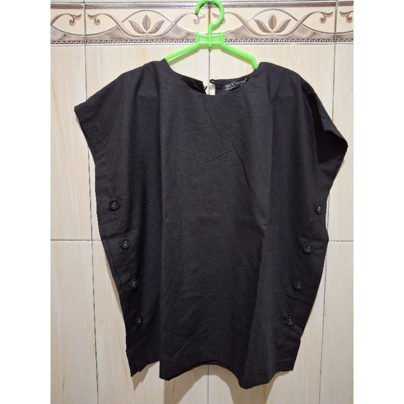 [PRELOVED] Baju Outer Luaran Atasan Tanpa Lengan Hitam