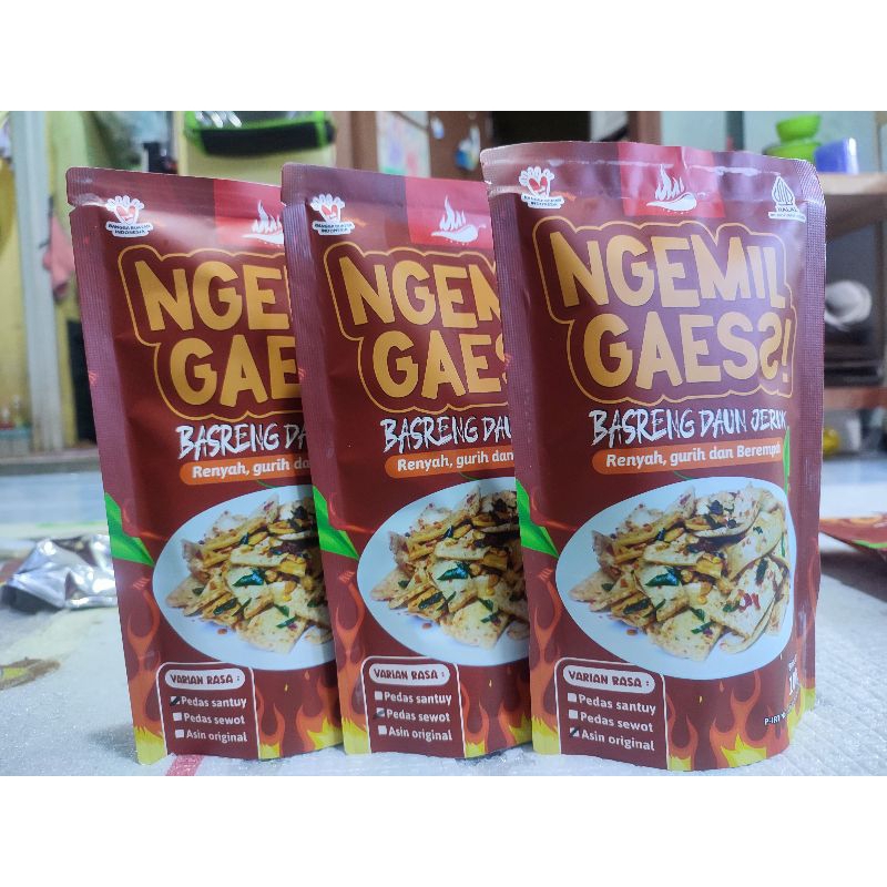 

Keripik Basreng Daun Jeruk Ngemil Gaess Enak Gurih Berempah