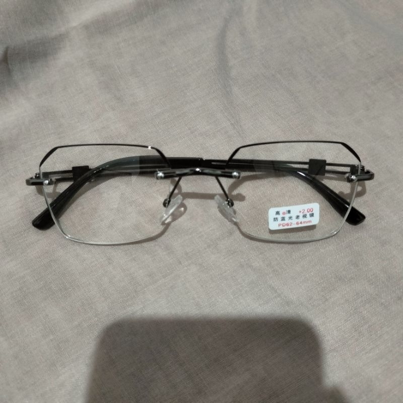 kacamata plus 2 kacamata baca dan jalan