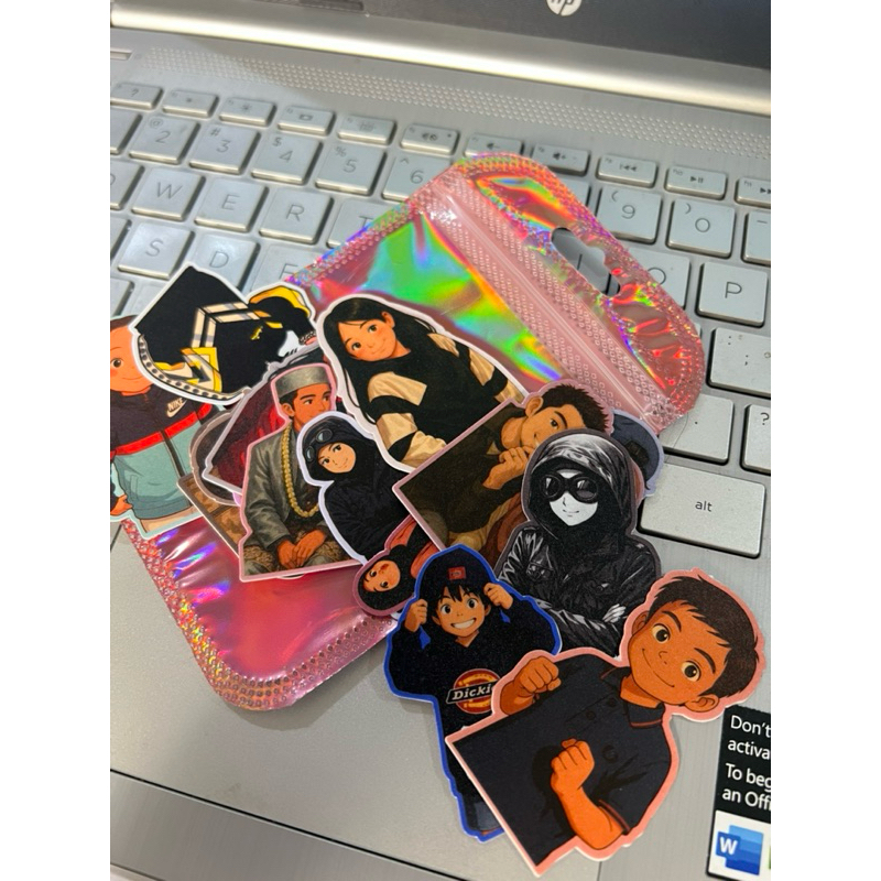 

jasa ilustrasi foto +stiker custom