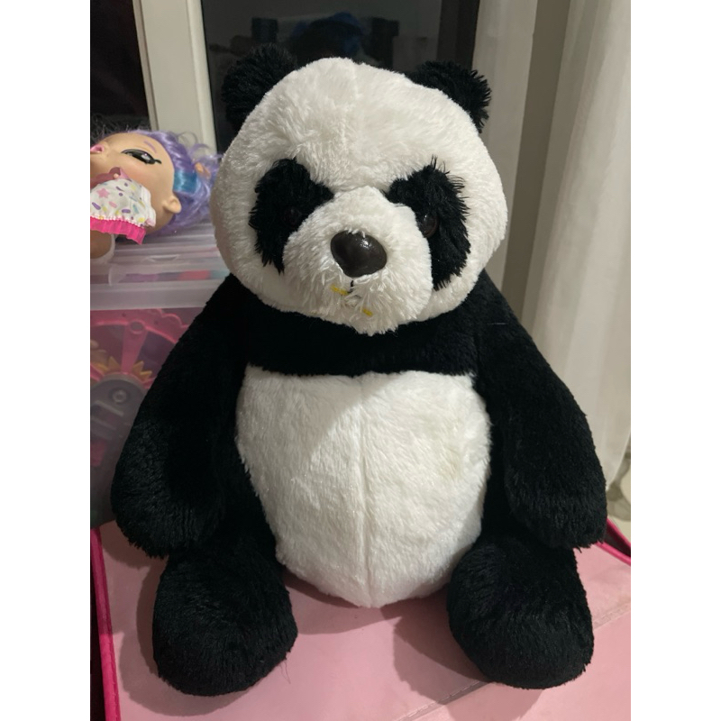 boneka panda besar