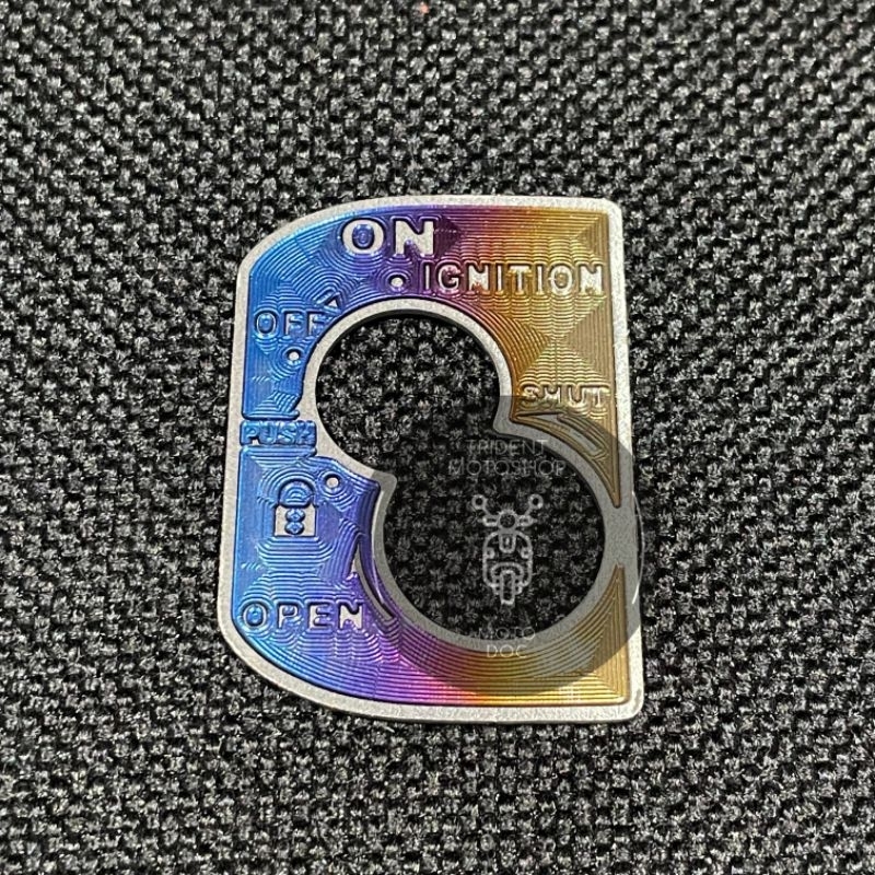 Cover Kunci Kontak Vario 125/150 LED OLD BEAT/PCX CBU TITANIUM Original Vietnam