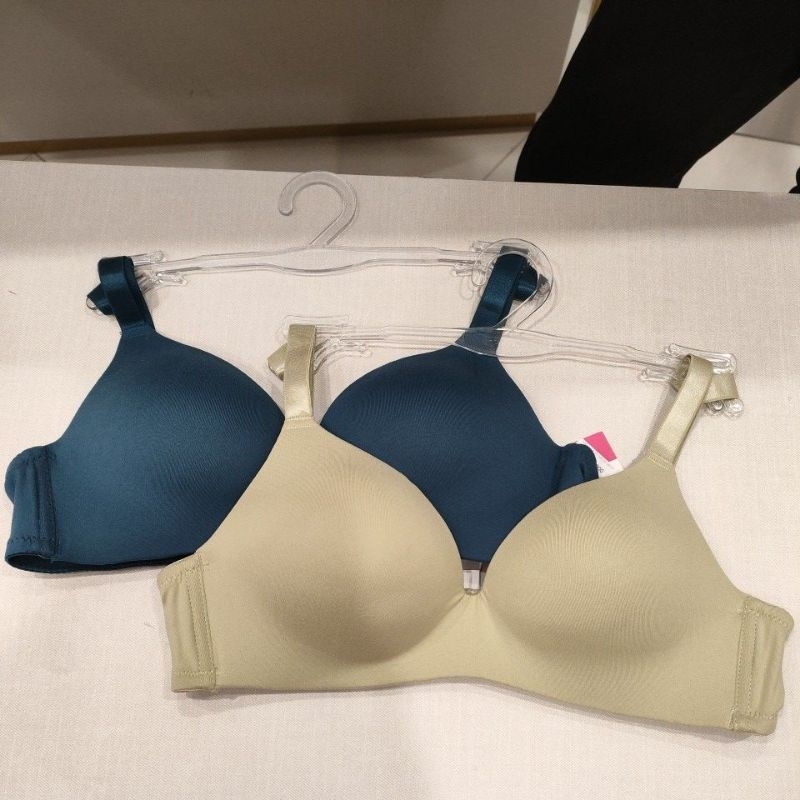 felancy wireless bra.