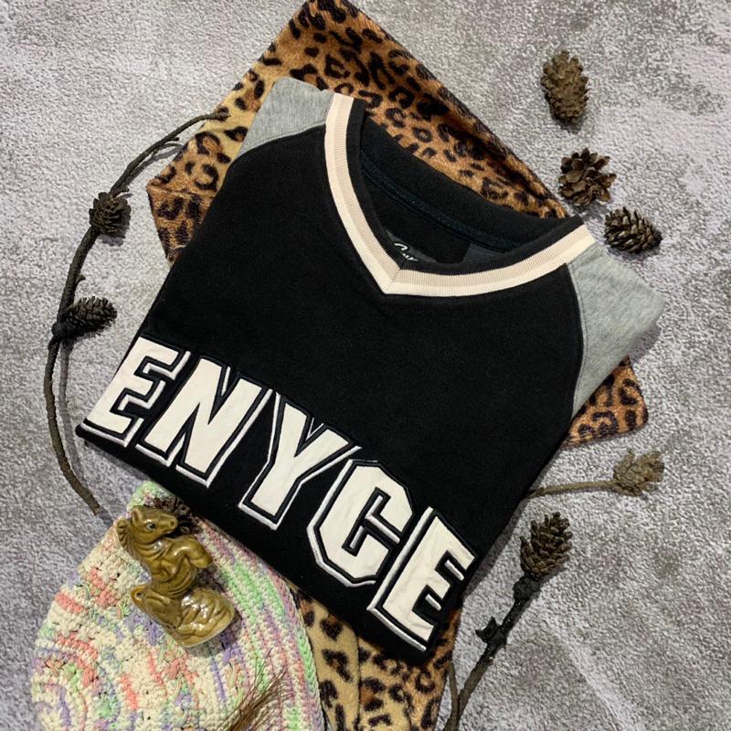 Rare Vintage ENYCE HipHop Y2K Rapper Tee