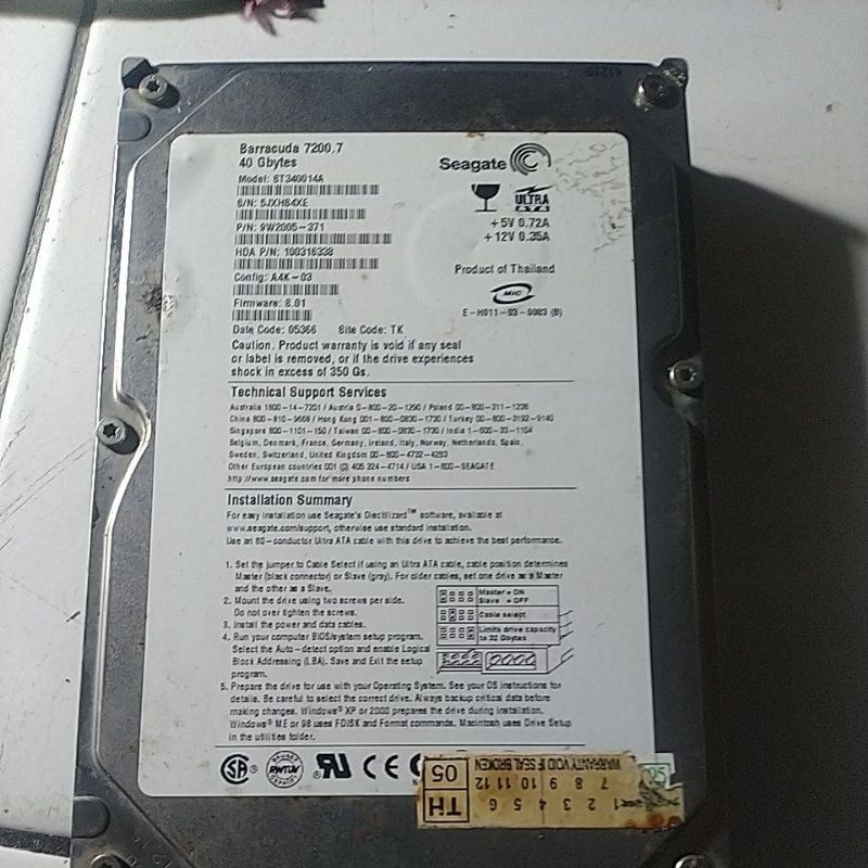 Hardisk ide 40GB plus instal windows 98