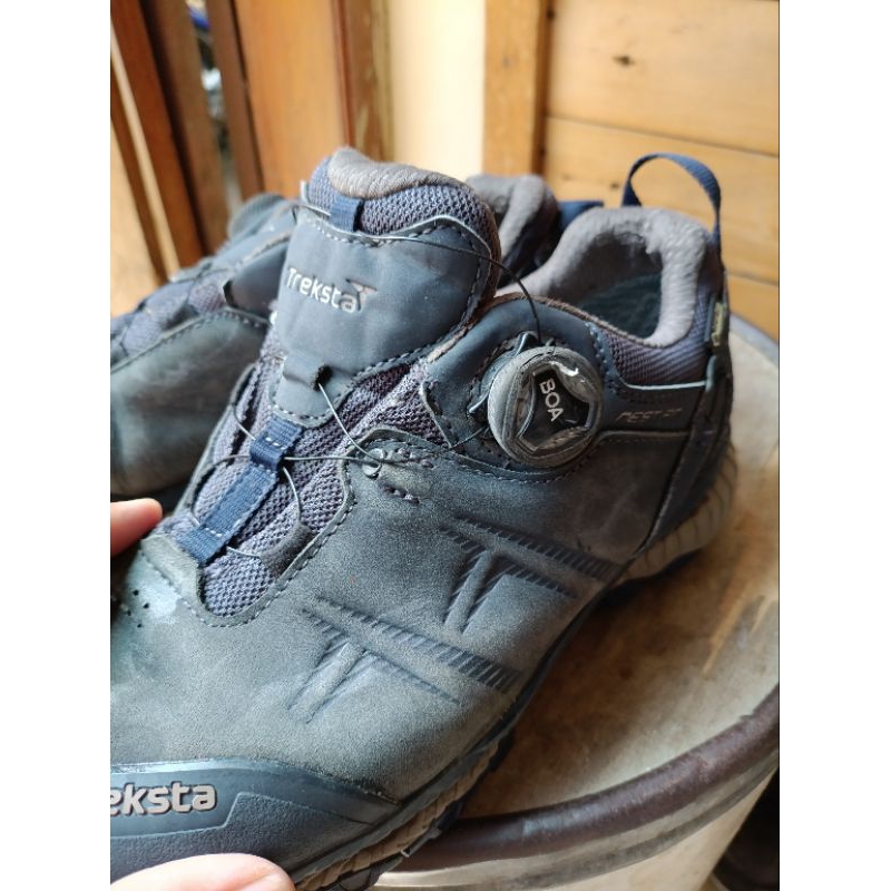 sepatu second trail run boa sise 43