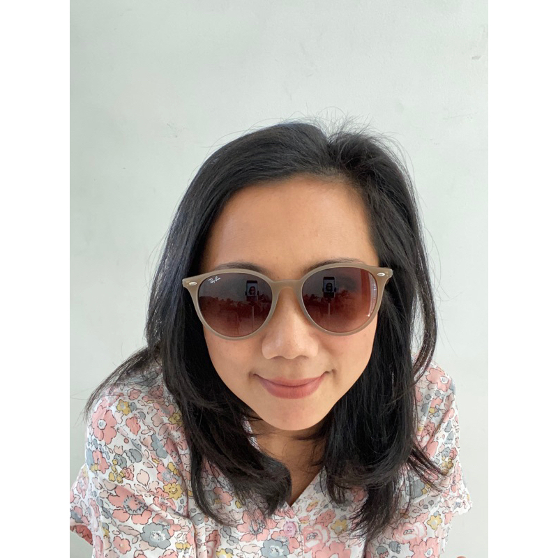 Preloved Kacamata Rayban (ori) msh lengkap hanya pemakaian singkat 3x Free tas koper dr Rayban