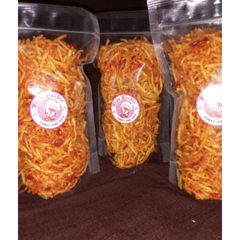 

KENTANG MUSTOFA NAYLA KITCHEN 100% KENTANG DIENG ORIGINAL UKURAN 200gr