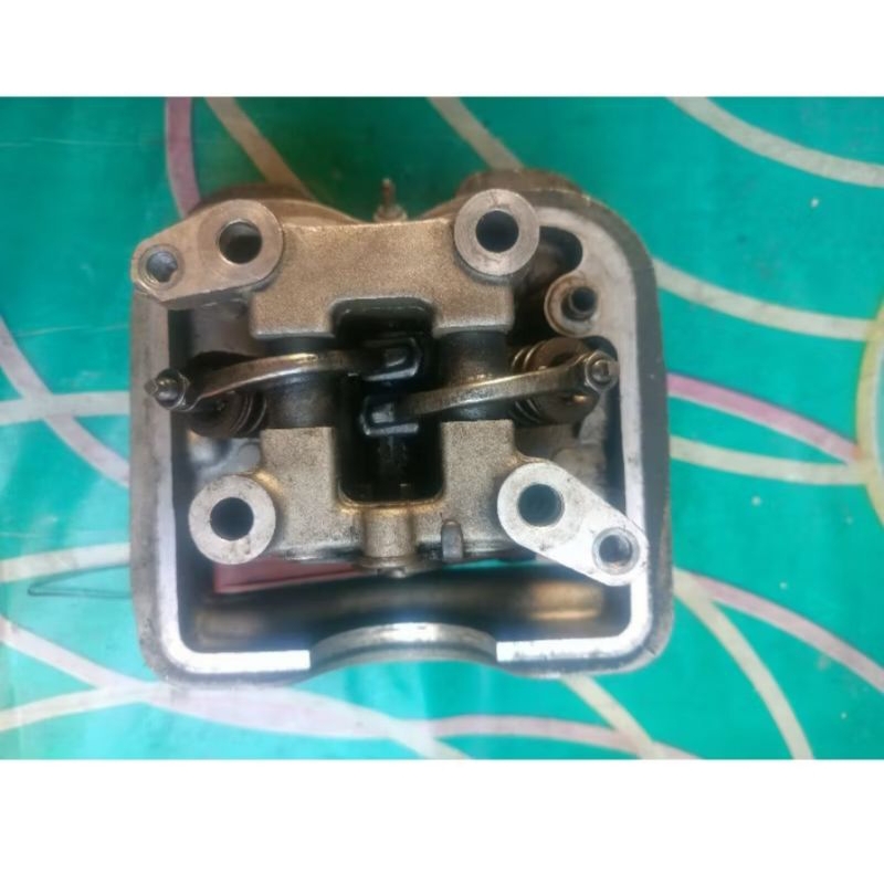 cop head blok cilinder head Suzuki spin 125 komplit isi copotan original